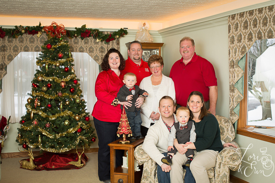Extended Family Christmas Photos : Waterloo, NY