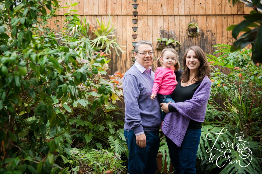 Spring Family Portraits at Lamberton Conservatory