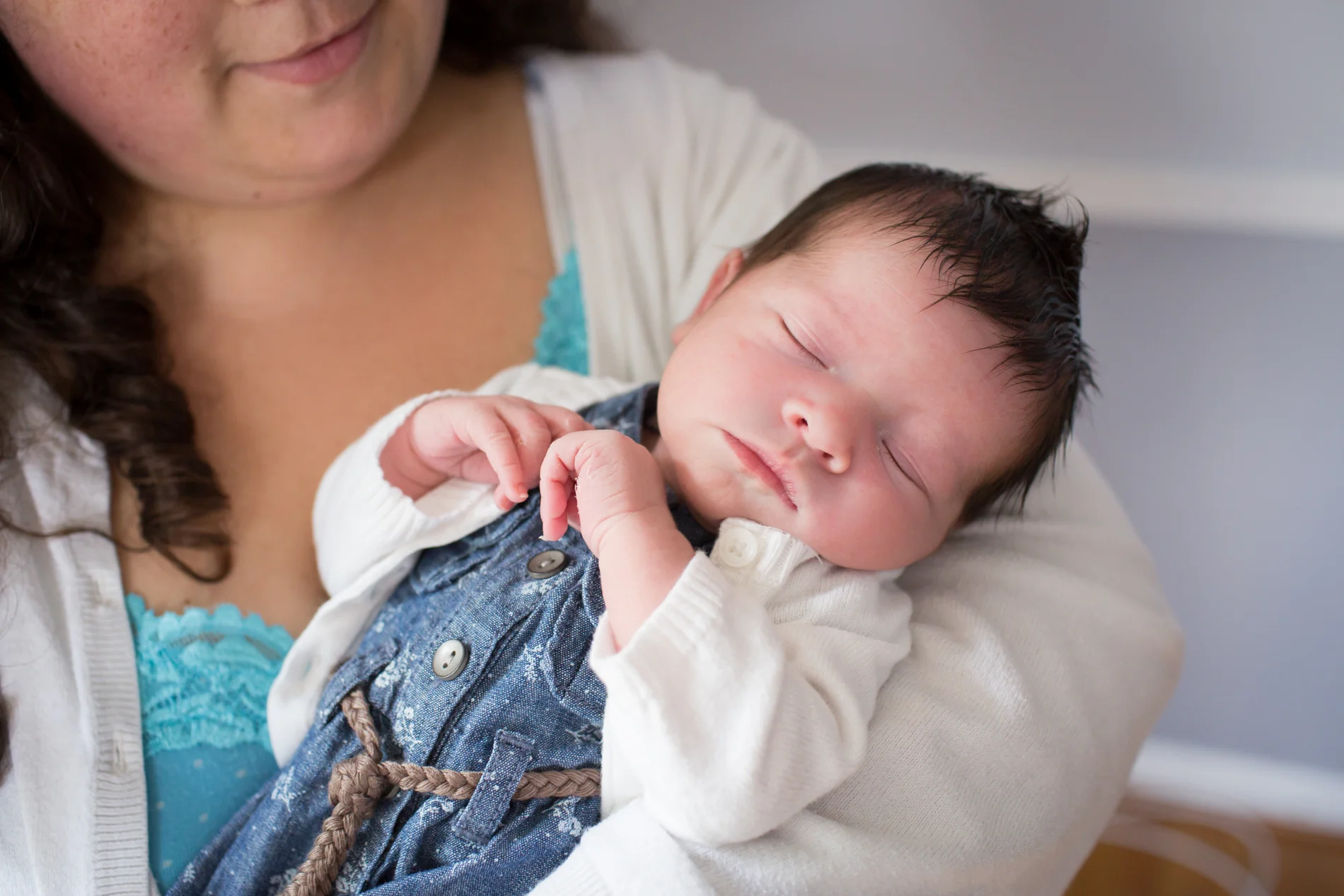 Webster NY Newborn Session: Lifestyle Newborn Family Pictures
