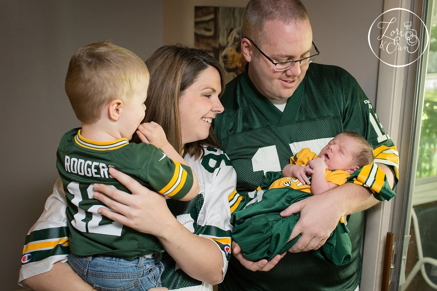 Family Portraits in Pittsford NY: Lifestyle Newborn Photography