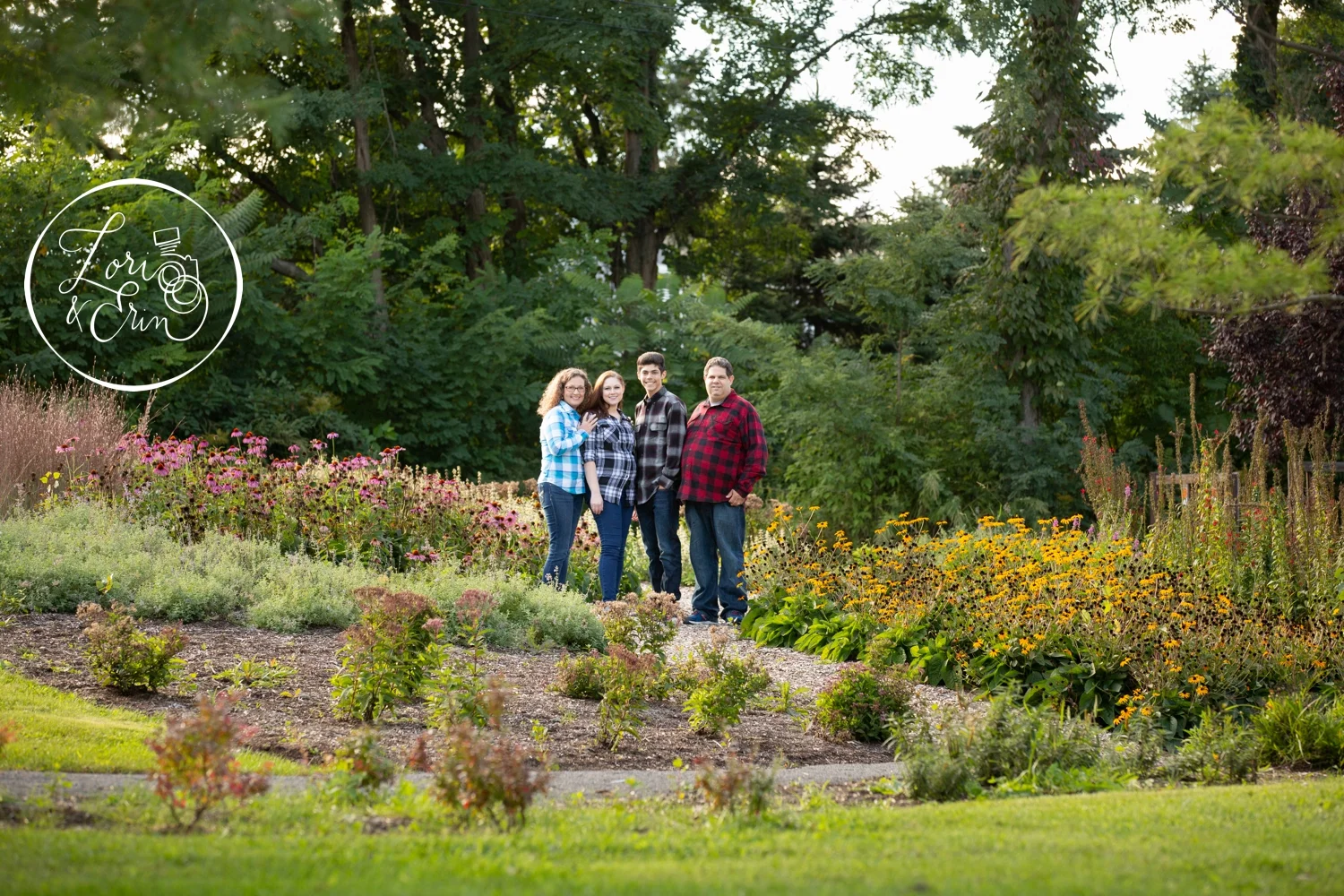 Outdoor Fall Family Portraits in Fairport, NY