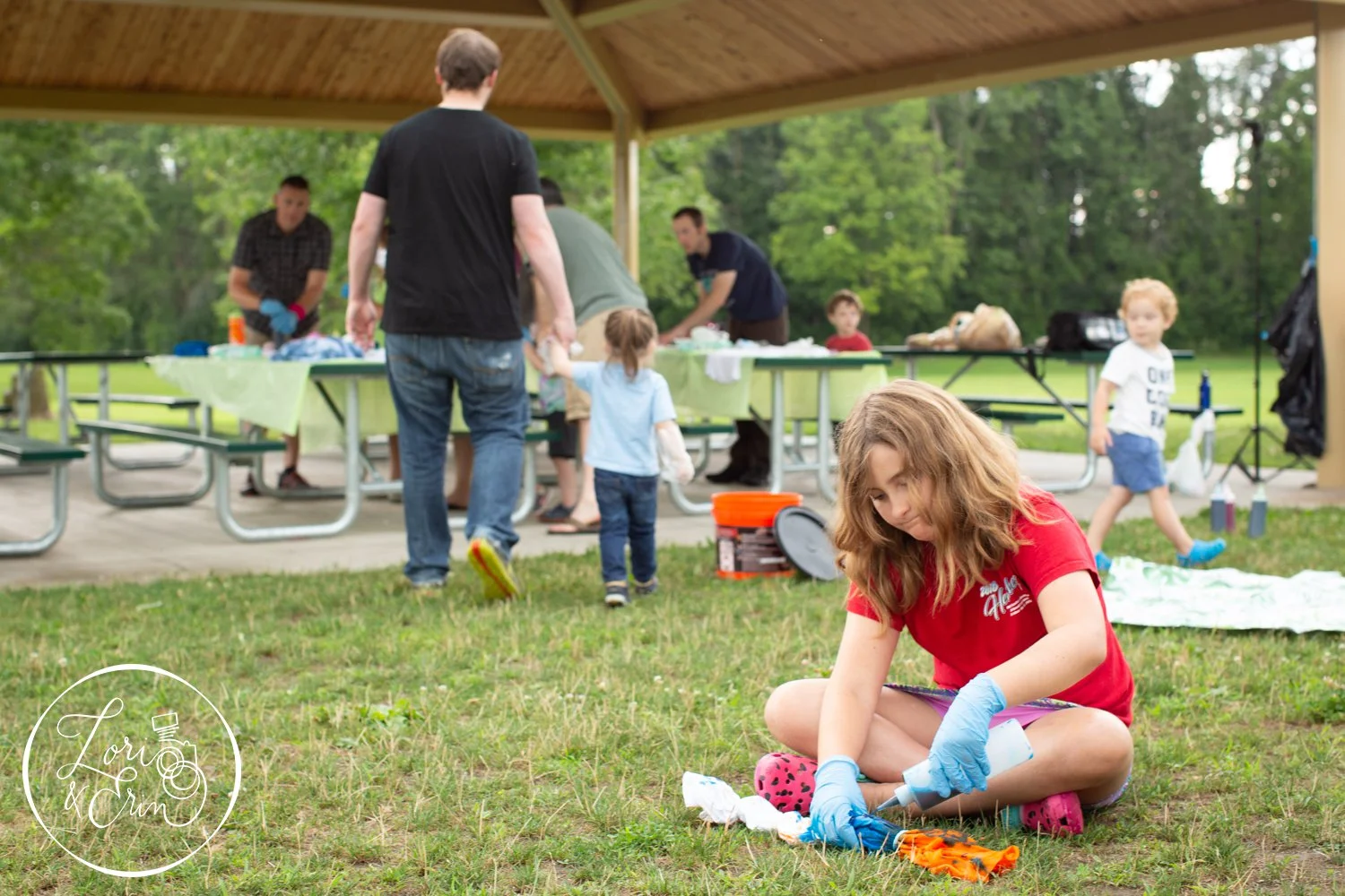 In Between Portrait Membership: Tie Dye Night candid family portraits