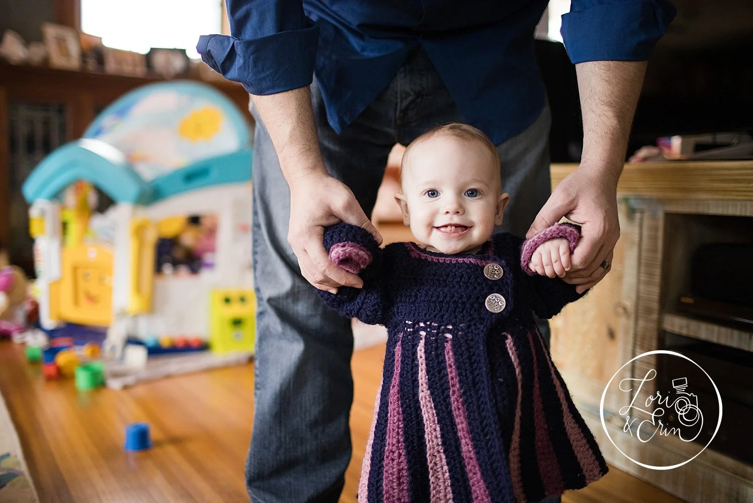 Family Pictures with 9 month old: Rochester NY Photographers