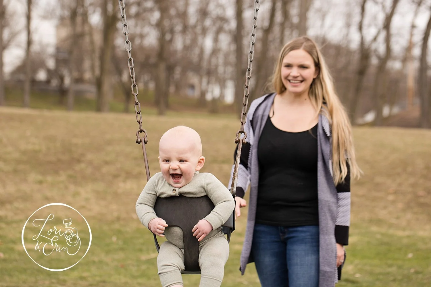 Candid Mini Family Sessions in Fairport NY