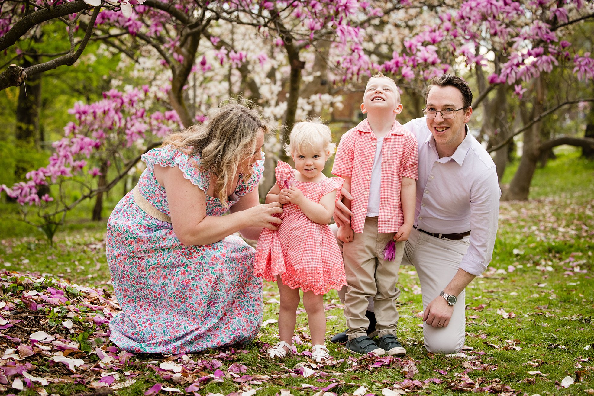Best Spring Family Photo Locations in Rochester NY