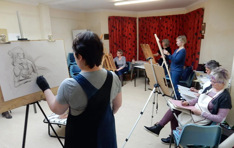 Workshops-2018-Life-Drawing-Rob-photo2.jpg