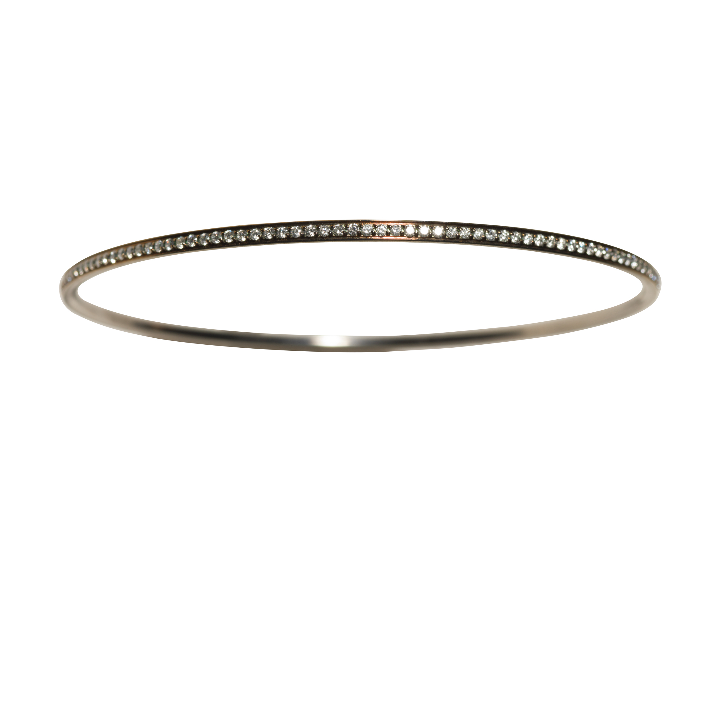 PETIT OLIVIA BRACELET 40.000 NOK Titanium and diamonds. Color of any choice