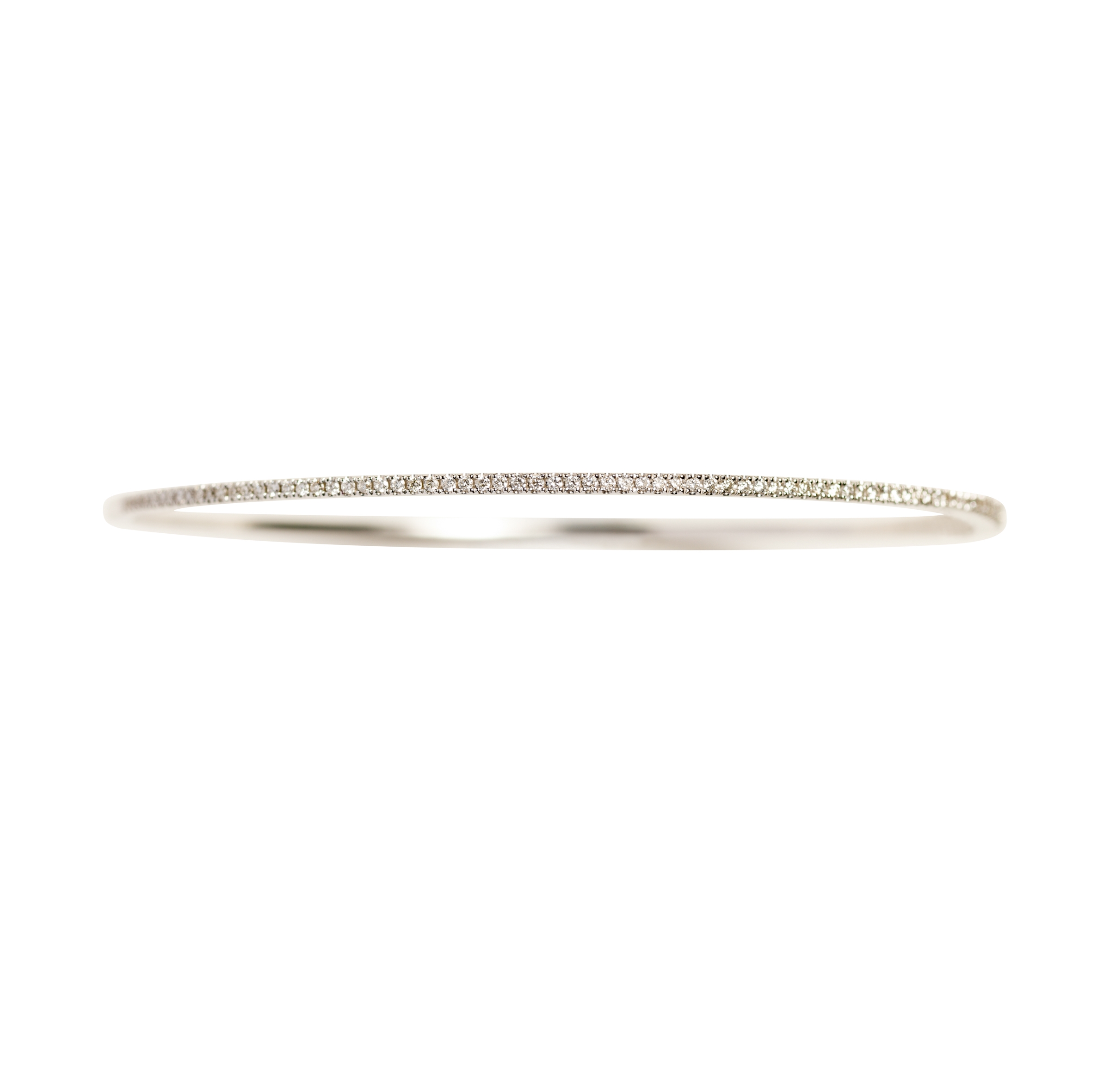PETIT OLIVIA BRACELET 30.000 NOK White gold and Diamonds around half the bracelet