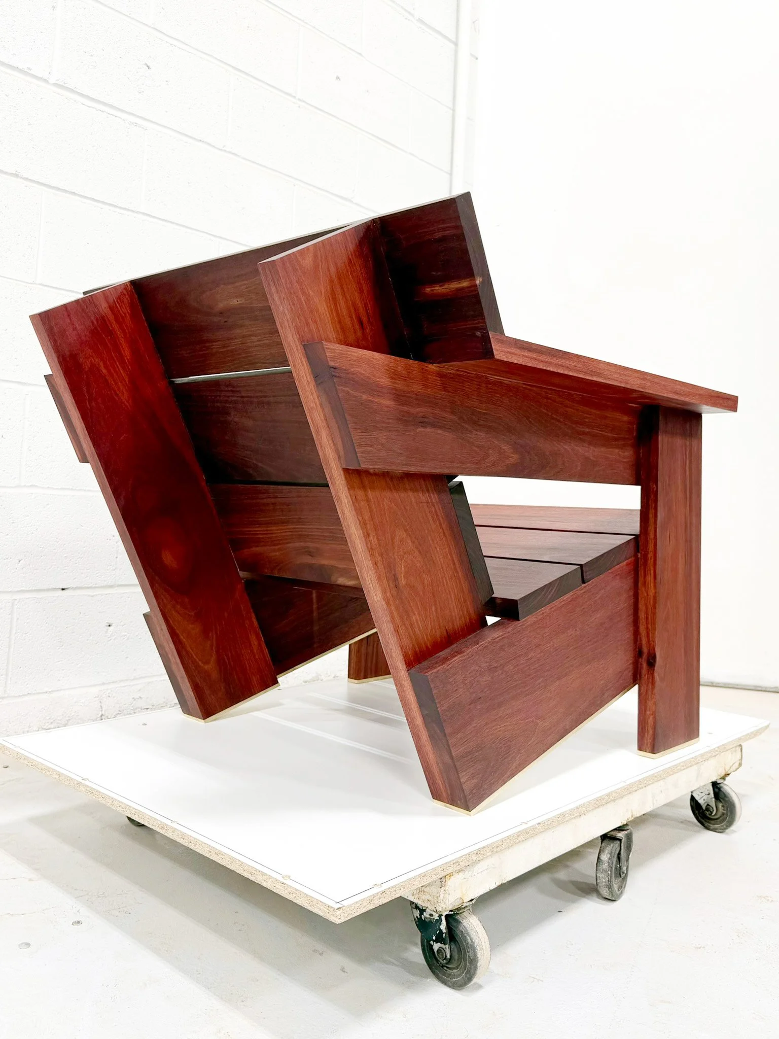 THREE QUARTER VIEW DOCK CHAIR.jpg