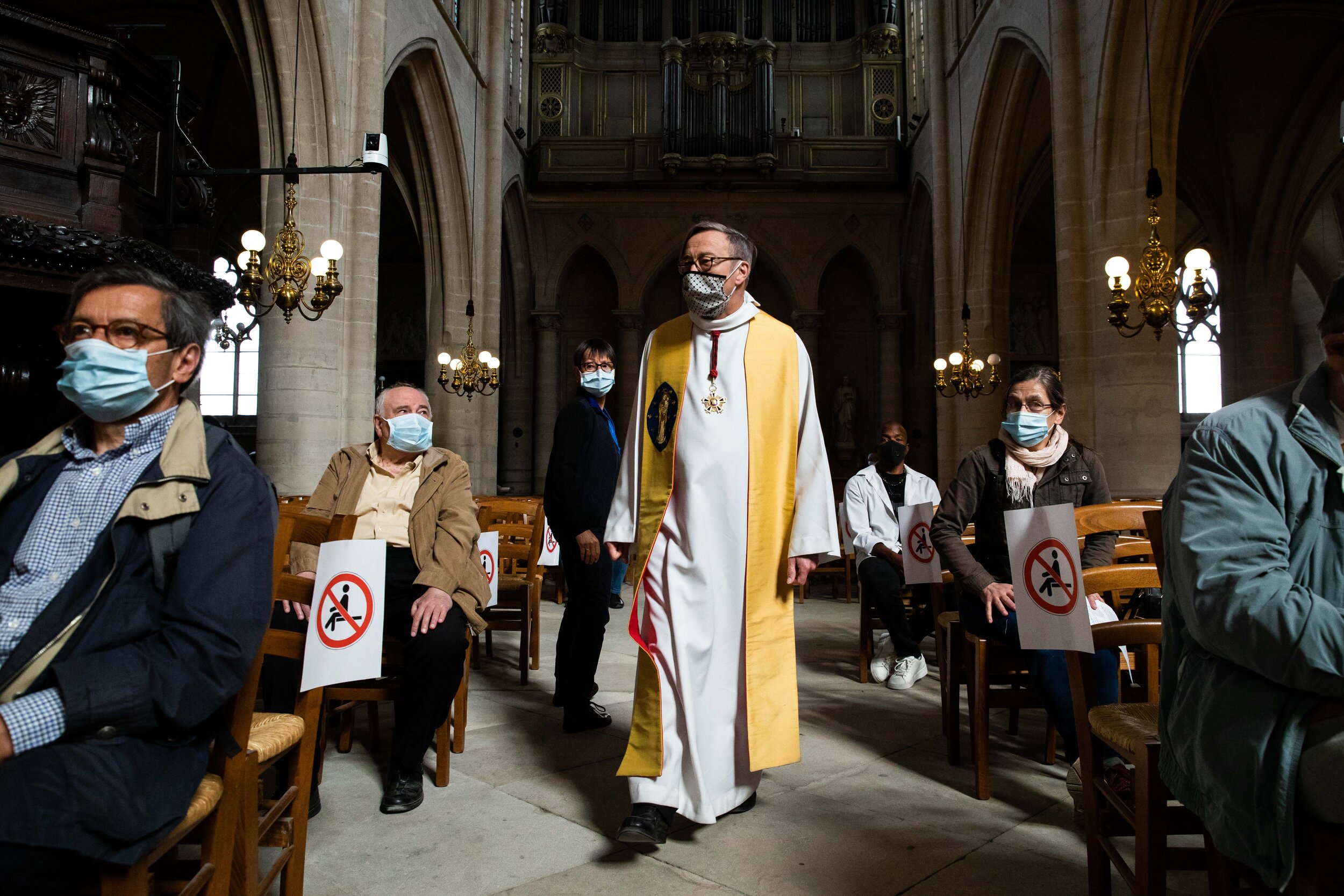   © Alexis Sciard / IP3; Paris, France, May 24, 2020  - Masses are once again celebrated in the presence of the faithful at the church of Saint Germain l’Auxerrois - The public is required to wear a mask, apply hydroalcooholic gel when entering and l