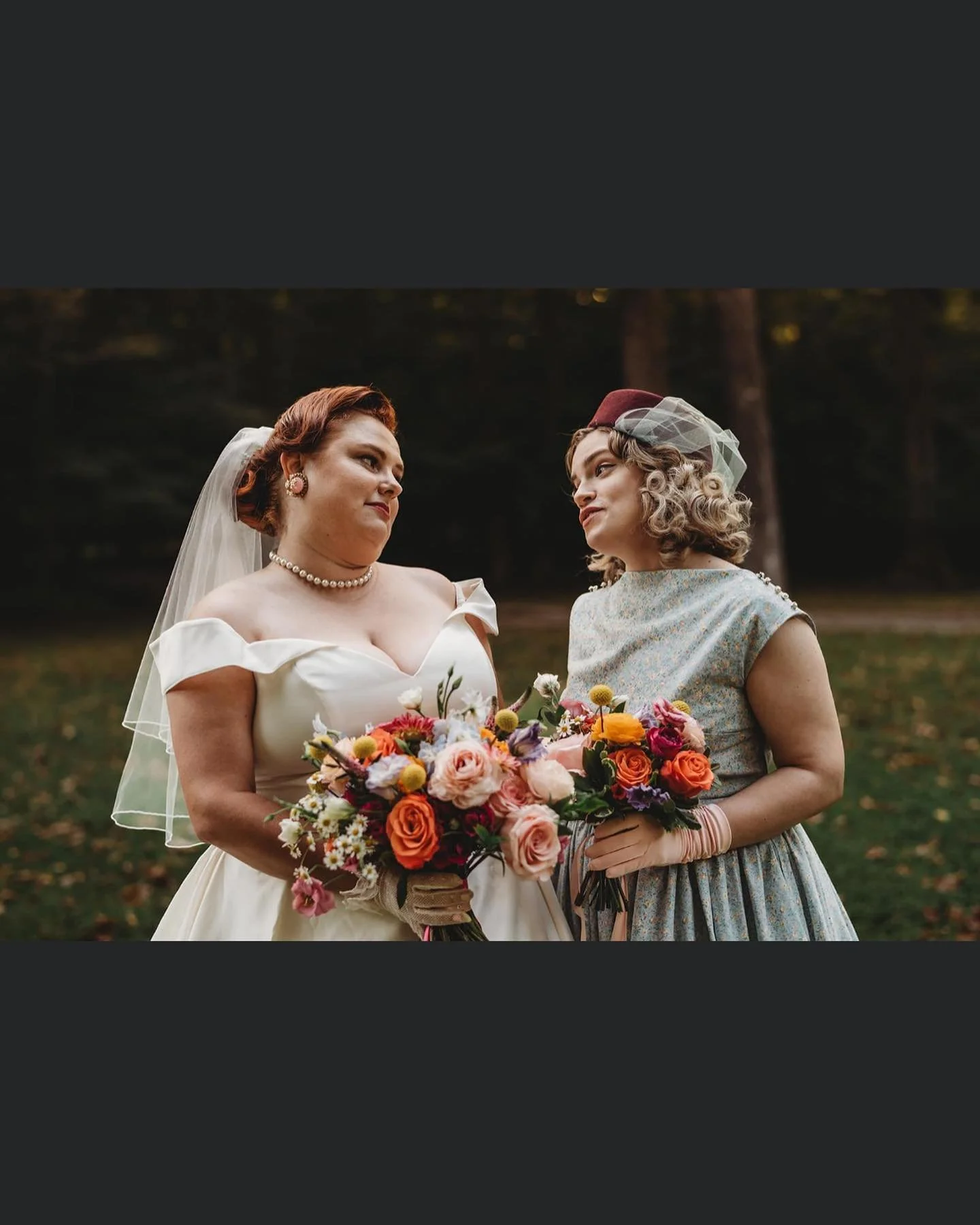 My best friend @evelyn_of_cups got married and I will never stop posting about it thanks to @brittanydunbarphotography ✌🏻💕✨
.
.
.
#omgevwhatifitoldthemwhywerelaughing