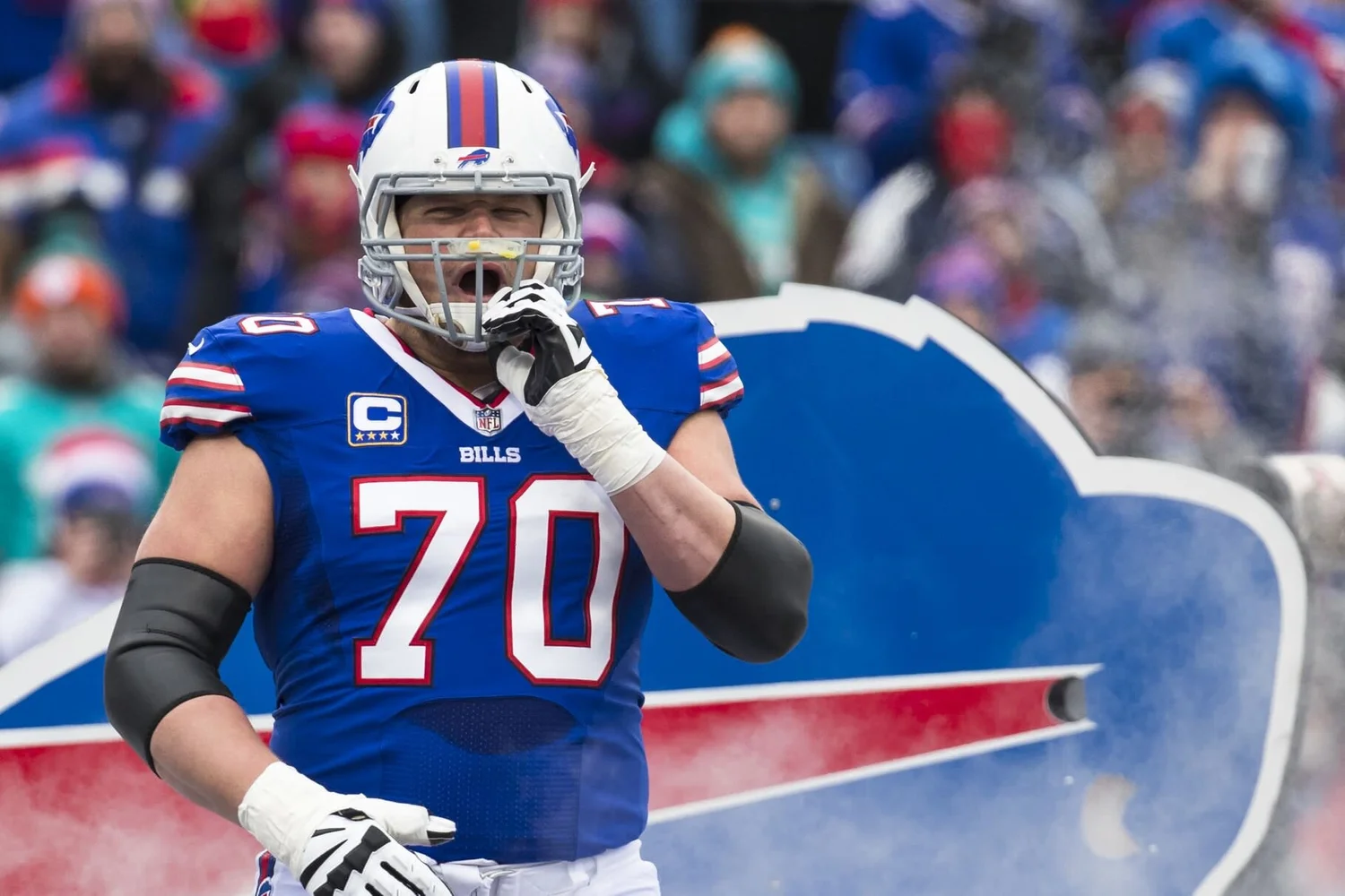 Buffalo Bills former Pro Bowl Lineman Eric Wood + 5 Things from the  Internet — Brad Lomenick