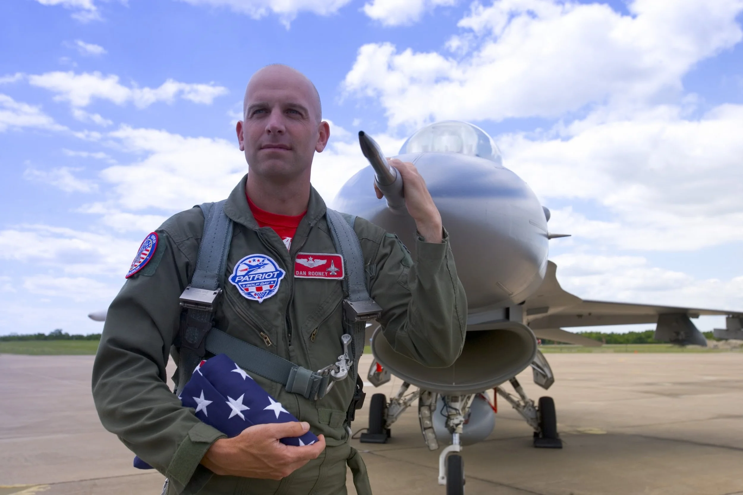 Folds of Honor Founder &amp; Fighter Pilot Dan Rooney + 5 Things from the Internet 