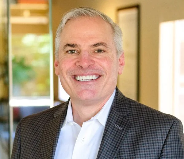 Leadership and Management Guru Patrick Lencioni + Top Weekly Leadership Links