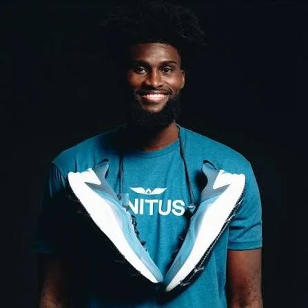 NBA Player and founder of Unitus Jonathan Isaac + 25 Leadership Books to Read