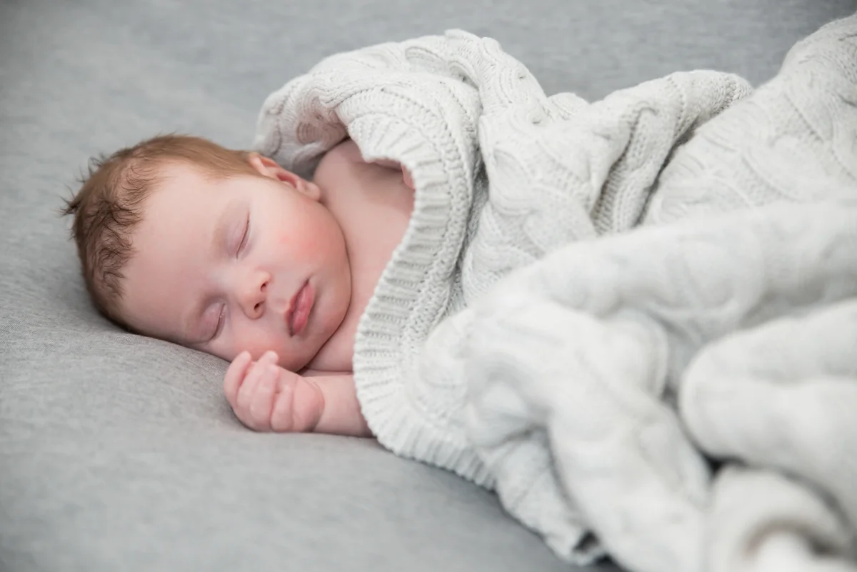 natural newborn photography leeds