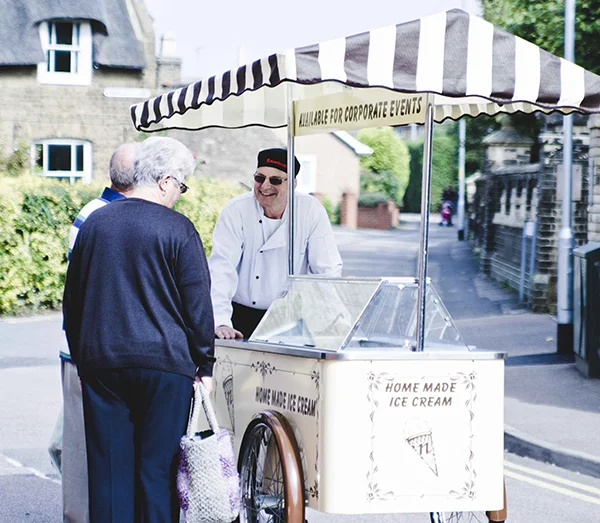 Richard Jones With Ice Cream Cart 01