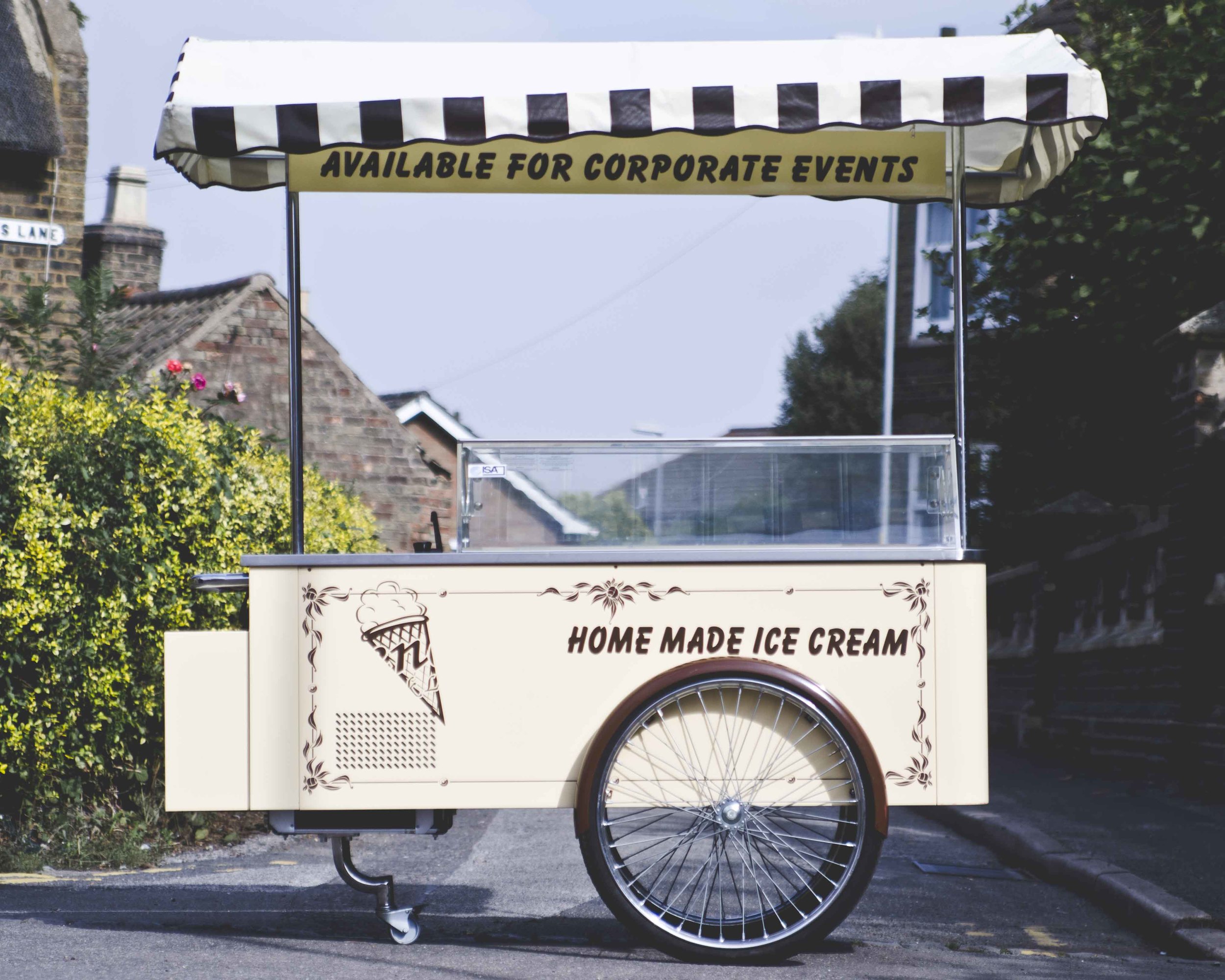 fenland-roaster-Ice-cream-cart-2.jpg