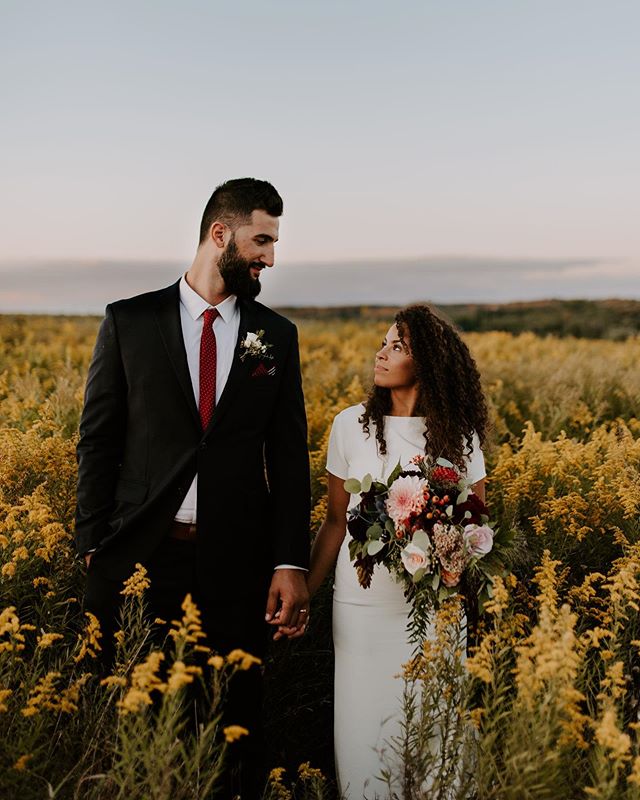 These dream boats just passed their two year anniversary so it felt like time to share some of my favorite photos ever again AND I get to have them back in front of my camera soon to document another super exciting season of their lives! Ohhhh baby I’m excited (that’s a pun 😉)!