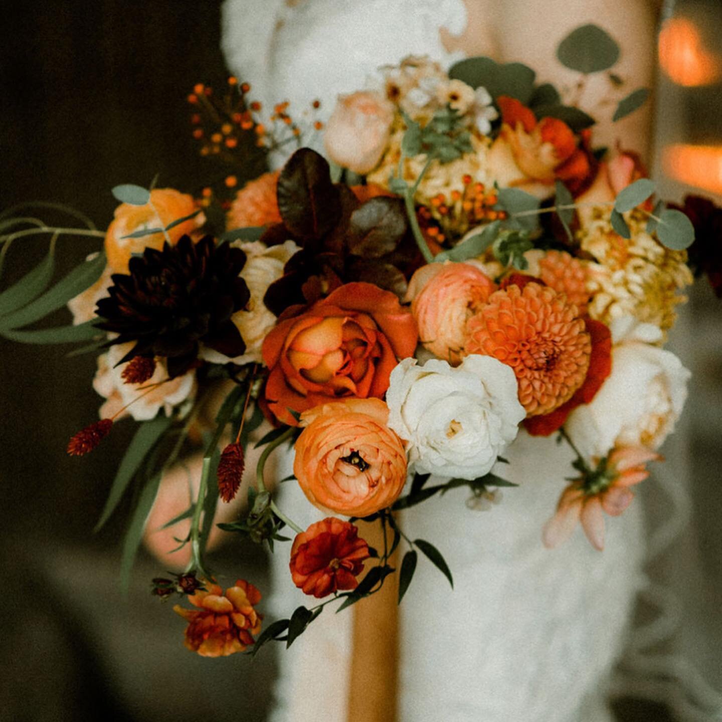 We had some adventurous brides this year, loving all of the color! Don&rsquo;t get me wrong, I really l-o-v-e white, but it was so fun to play with all of this seasons bright colors, many right from our farm and other local farms! Wonder what the tre