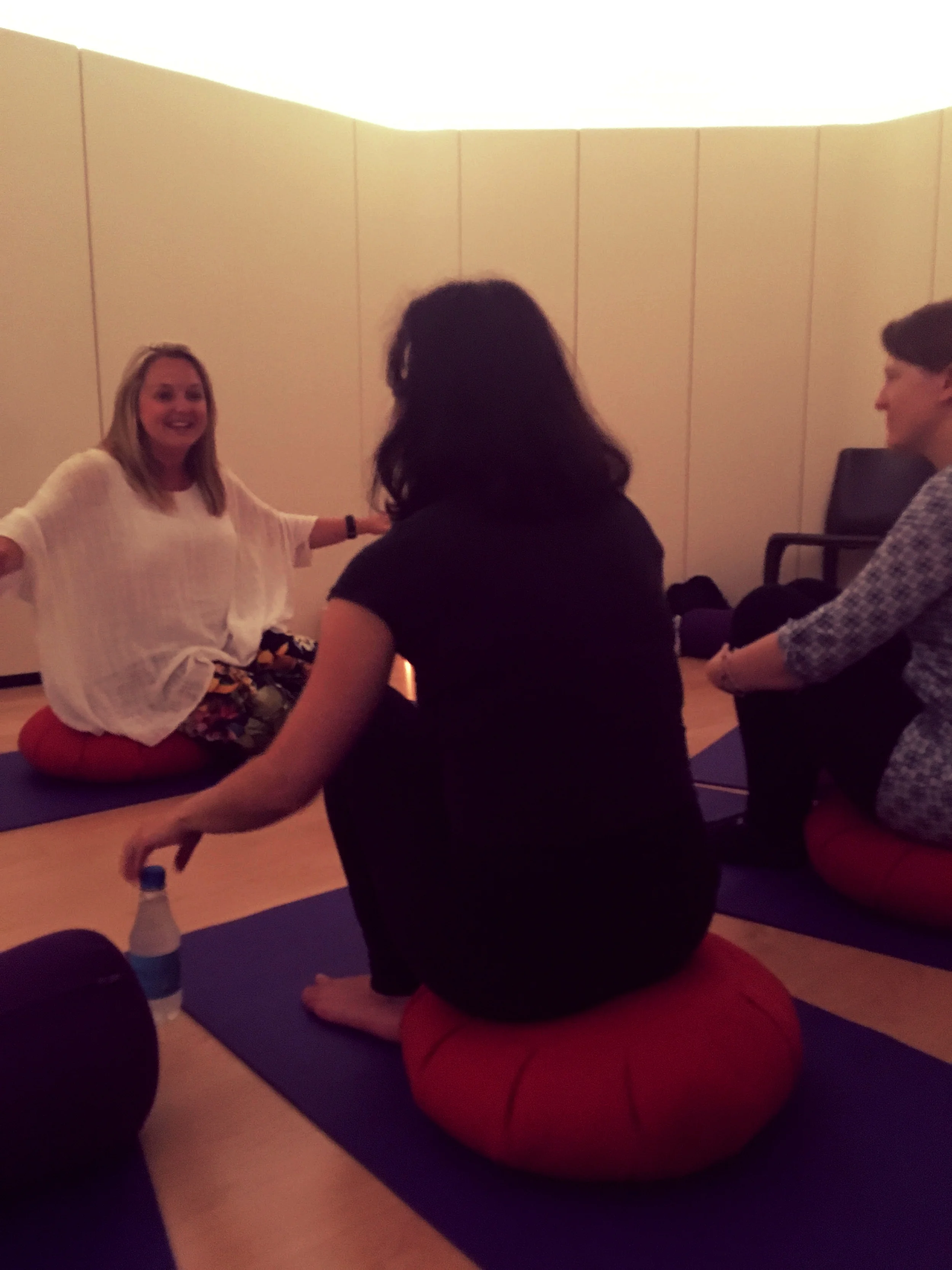 Sinead hosting one of her group intuitive guidance sessions in Akasha Holistic Wellbeing Centre