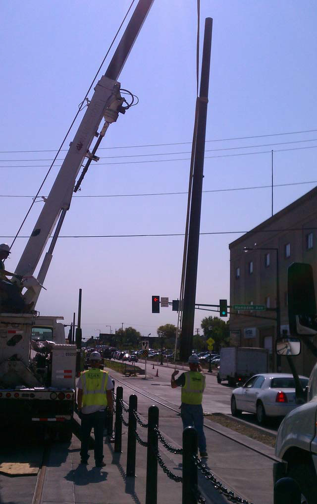 Setting OCS Poles_07_SE_TS-18_2012-08-27.jpg