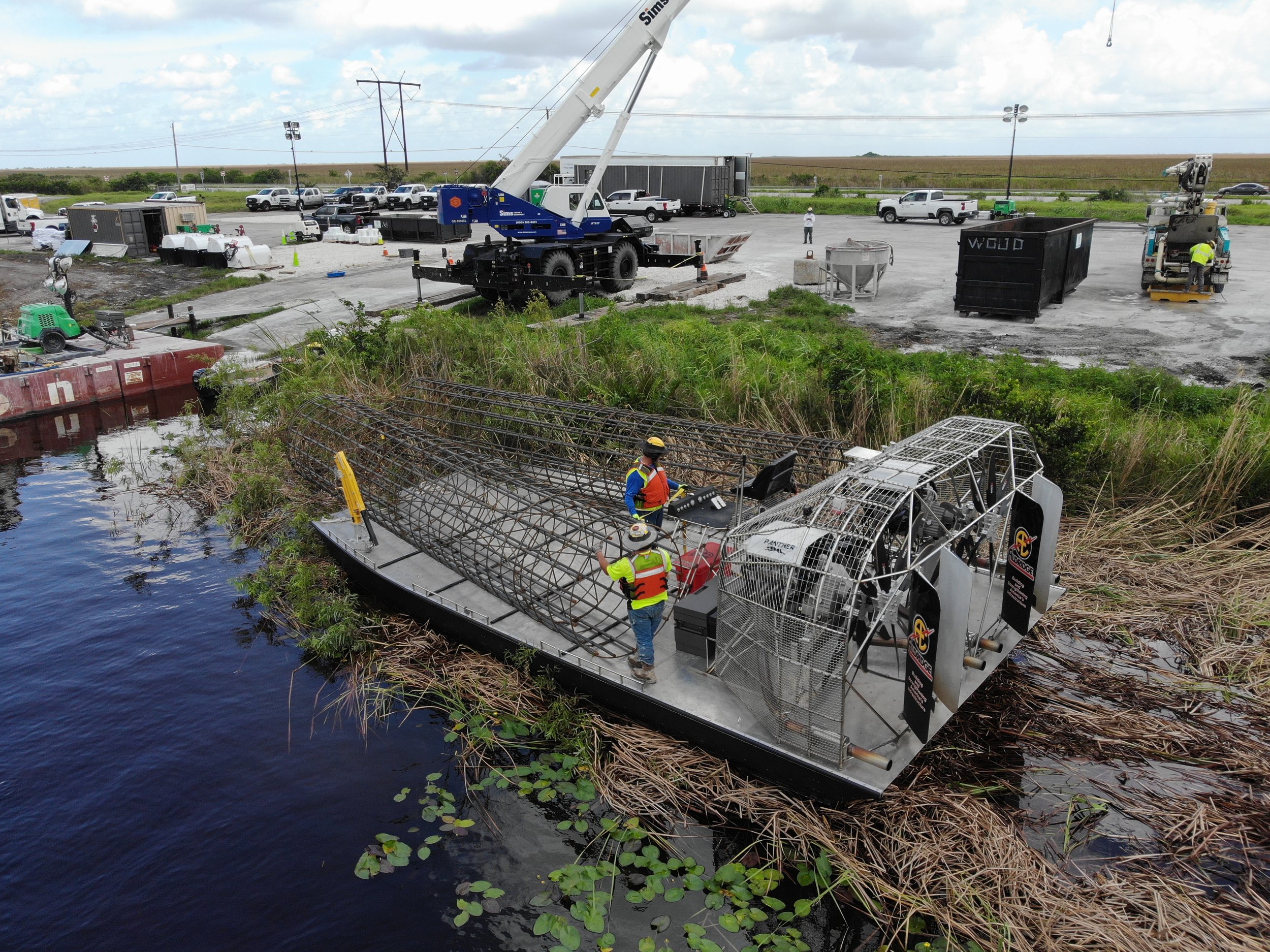 airboat-amphibious-marine-foundations-florida-construction-contractor.JPG