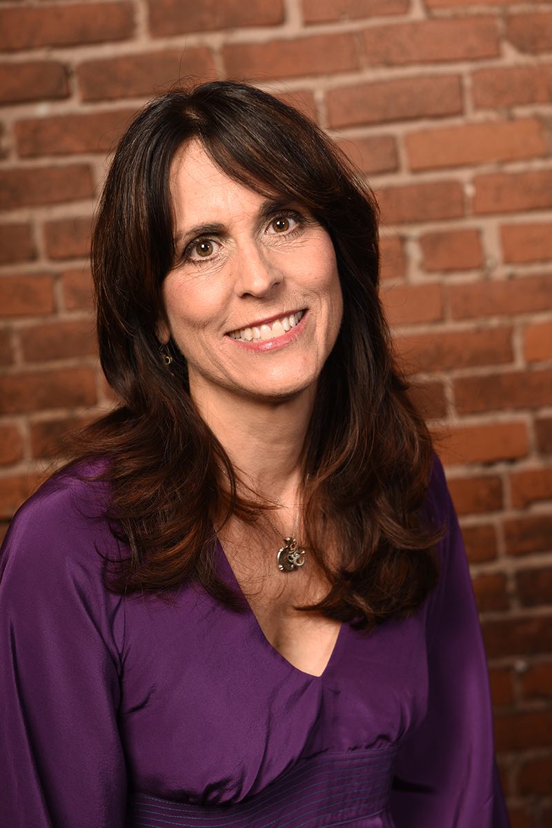 5Q's w/Annie O'Neil "Dear Congress" Director