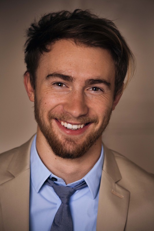 5Q' w/Zakary Hallett "Beneath the Skin" Director
