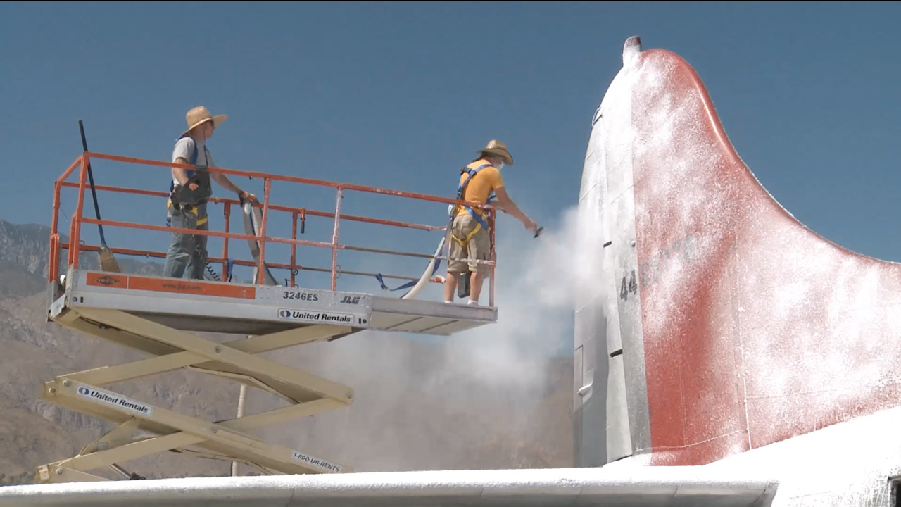 krieg_bts_crew_snows_tail.jpg