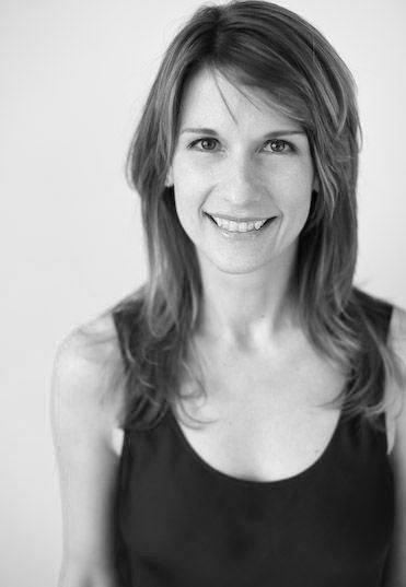 5Q'sw/Alicia Wszelaki "Flying Fur" Director