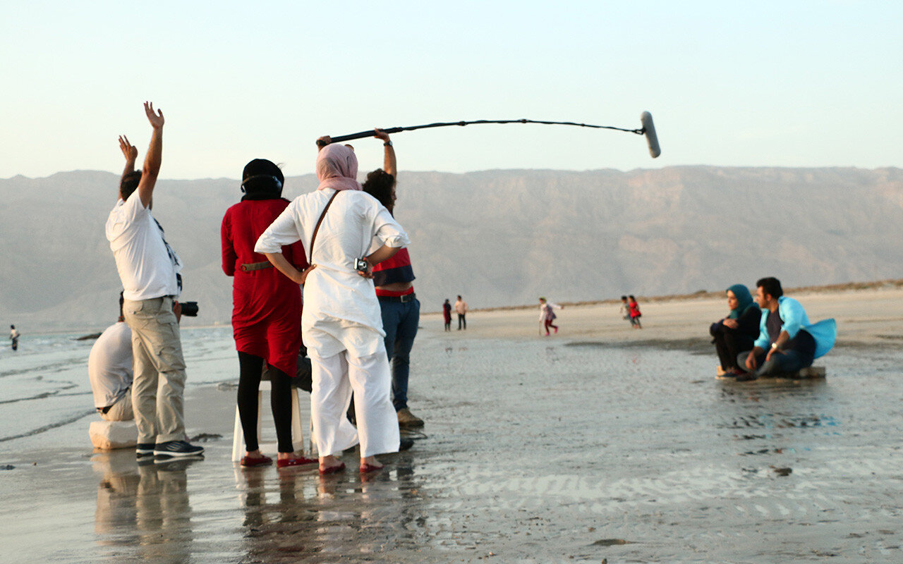 Photo 1 fourteenth_day-behind_the_scenes_a.jpg