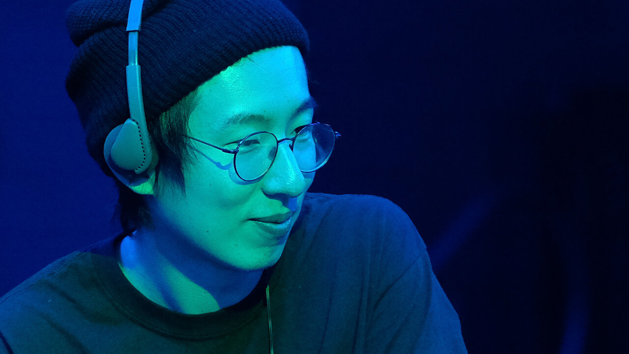 5Q's w/Shu Zhu "Moth" Director