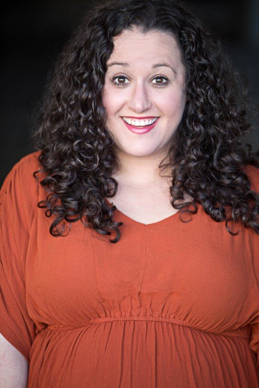 Headshot b0080d4e78-headshot.jpg