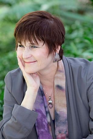 Headshot 362aab7048-headshot.jpg