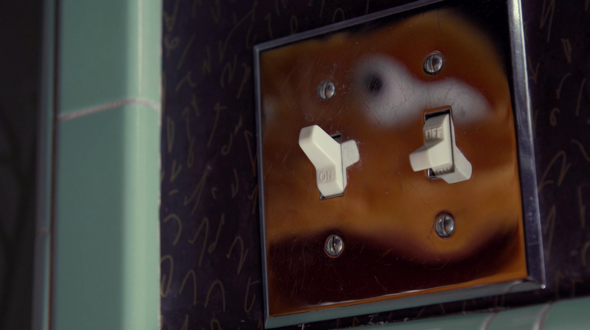 Photo 6 The_Fuzzies_Short_Film_-_Puppet-2.jpg