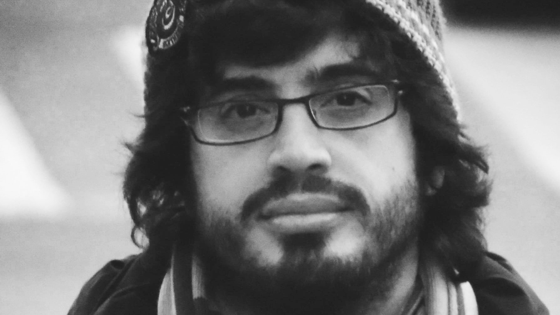 5Q's w/Pedro de la Llave "Behind the Glass" Director