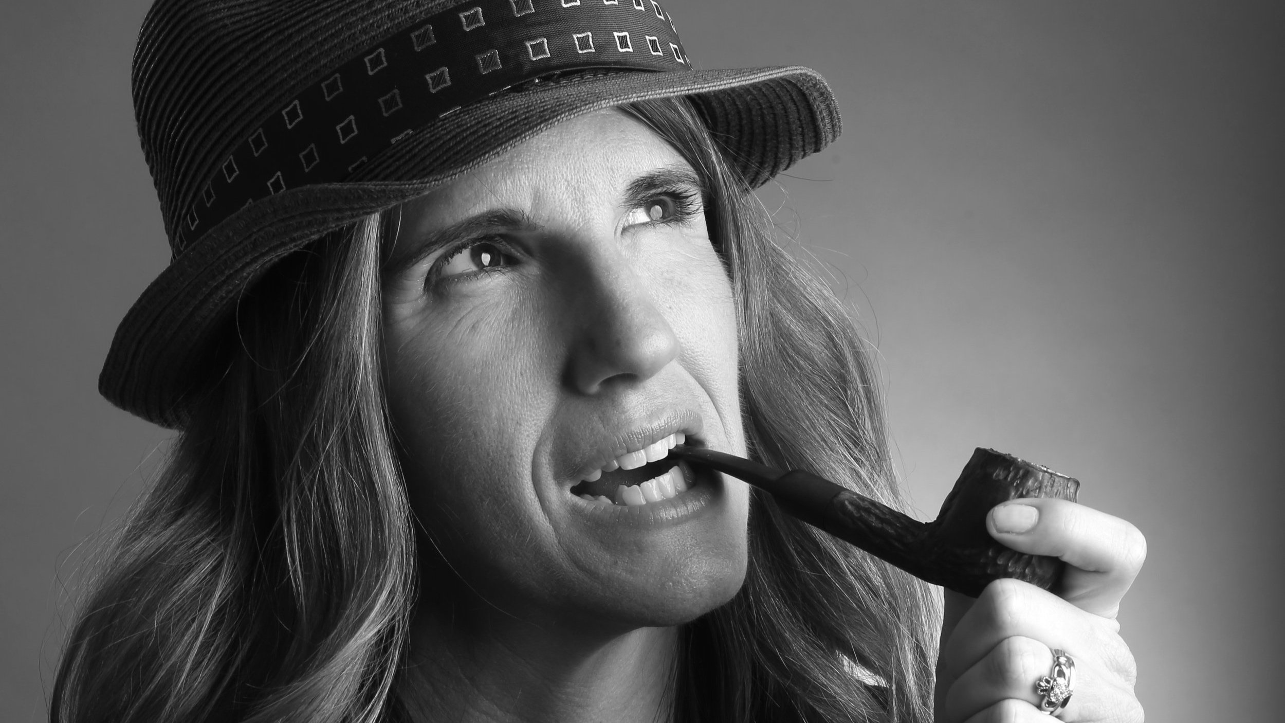 5Q's w/Mandy Fabian "Last Weekend" Director