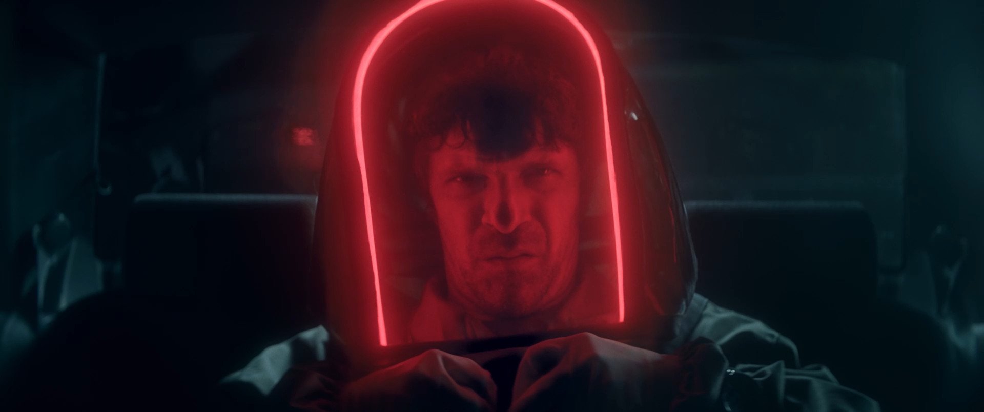 Photo 2 survivers_still_20.jpg