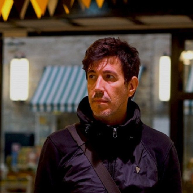5Q's w/Ernesto Redondo Vergara “Feetless Shoes” Director, Writer       