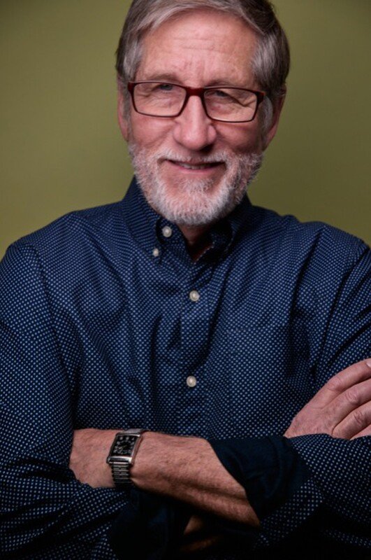 Headshot 7c7730708f-headshot.jpg