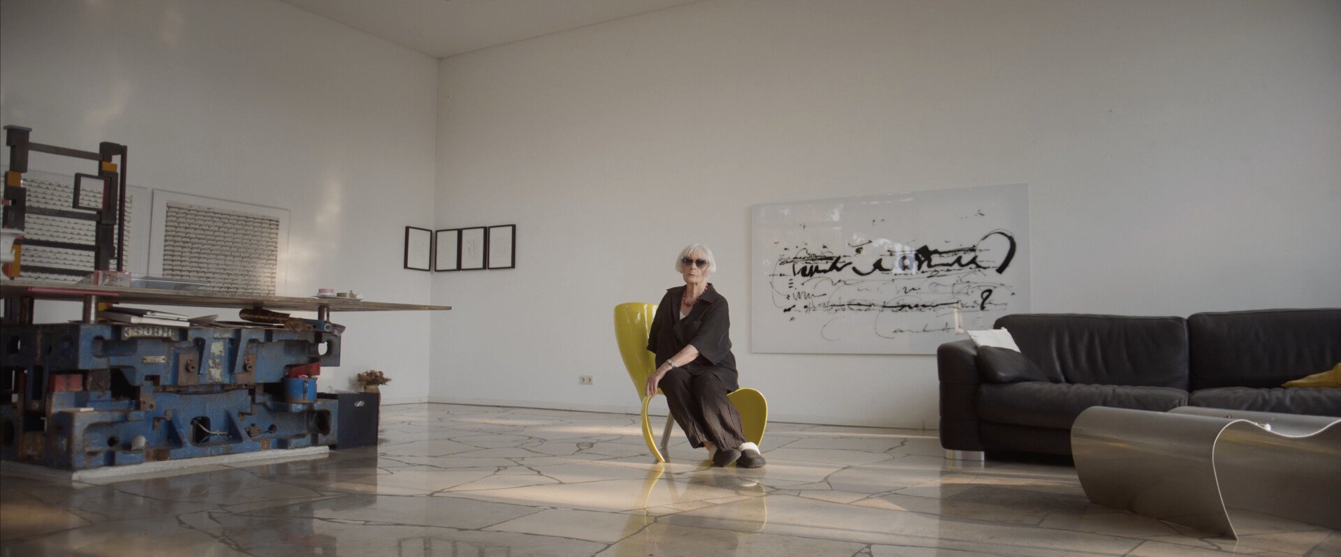 Photo 1 Inge_Besgen_Still_2_Wide_Inge_in_Living_Room_30.06.2024.jpg