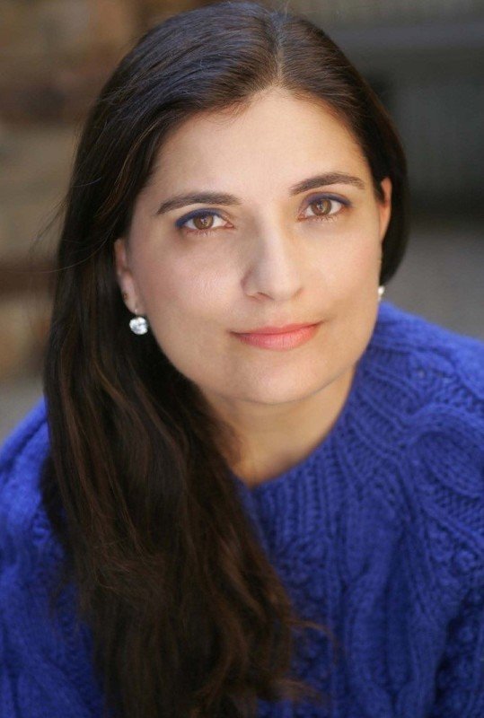 5Q's w/: NIKITA HATTANGADY  "LA PIETRA" Director