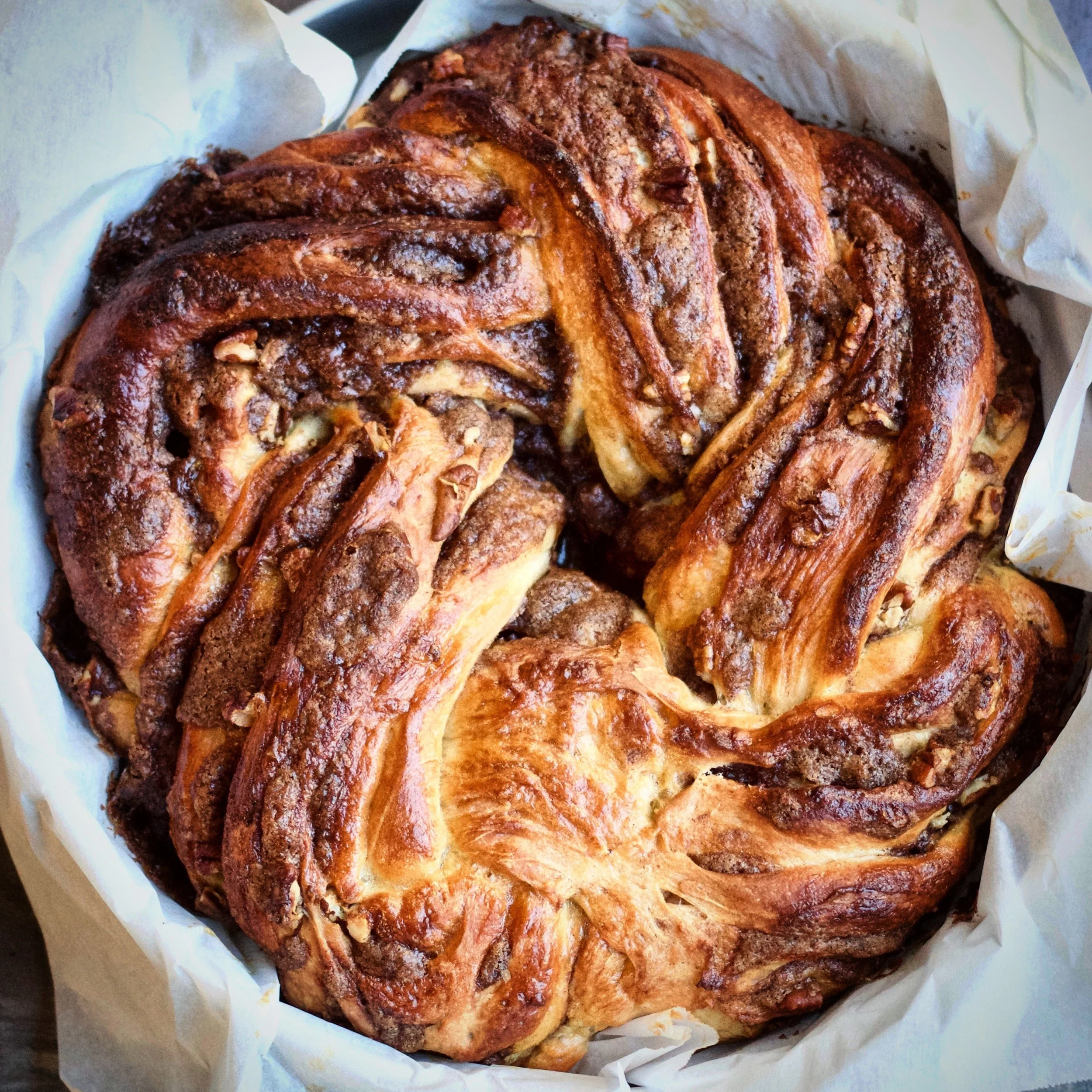 Cinnamon and Brown Sugar Brioche Wreath