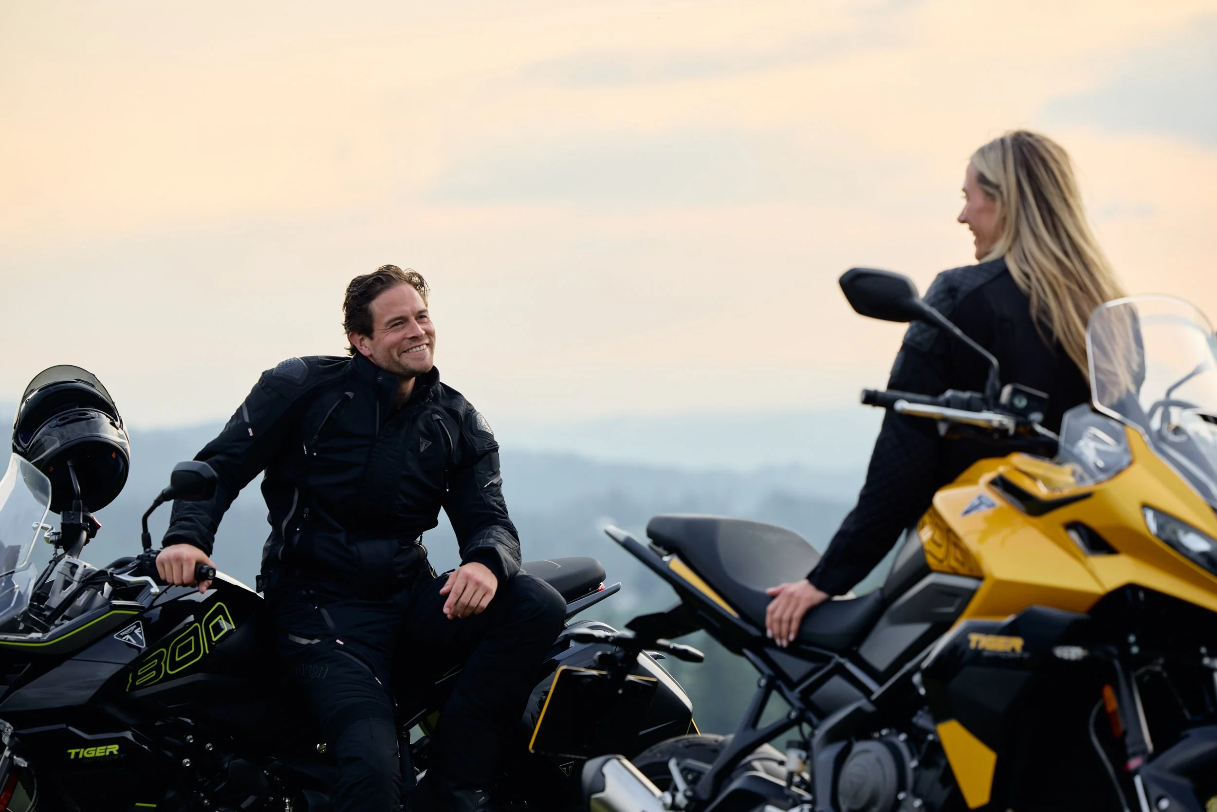 FAM_TigerSport800_MY25_08031_JP.jpg