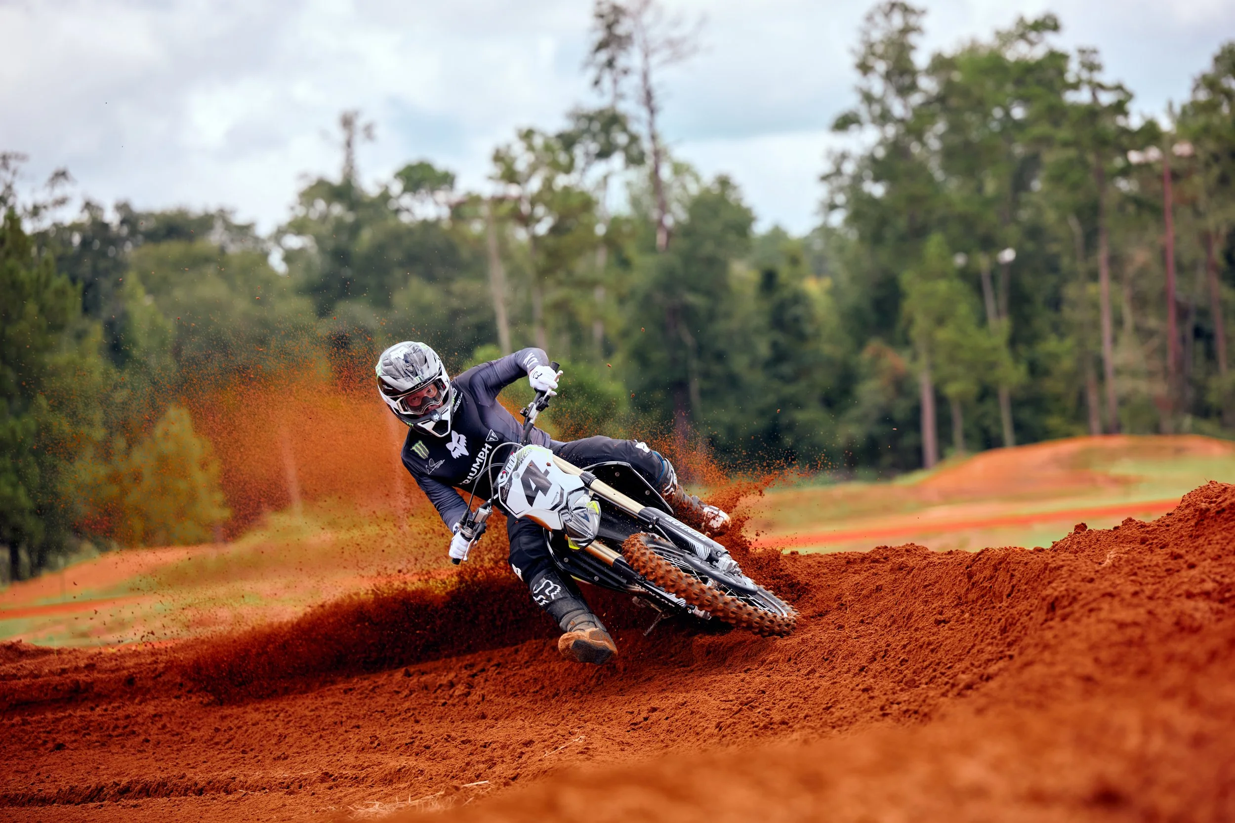 TF450RC_MY25__RSP3929.jpg
