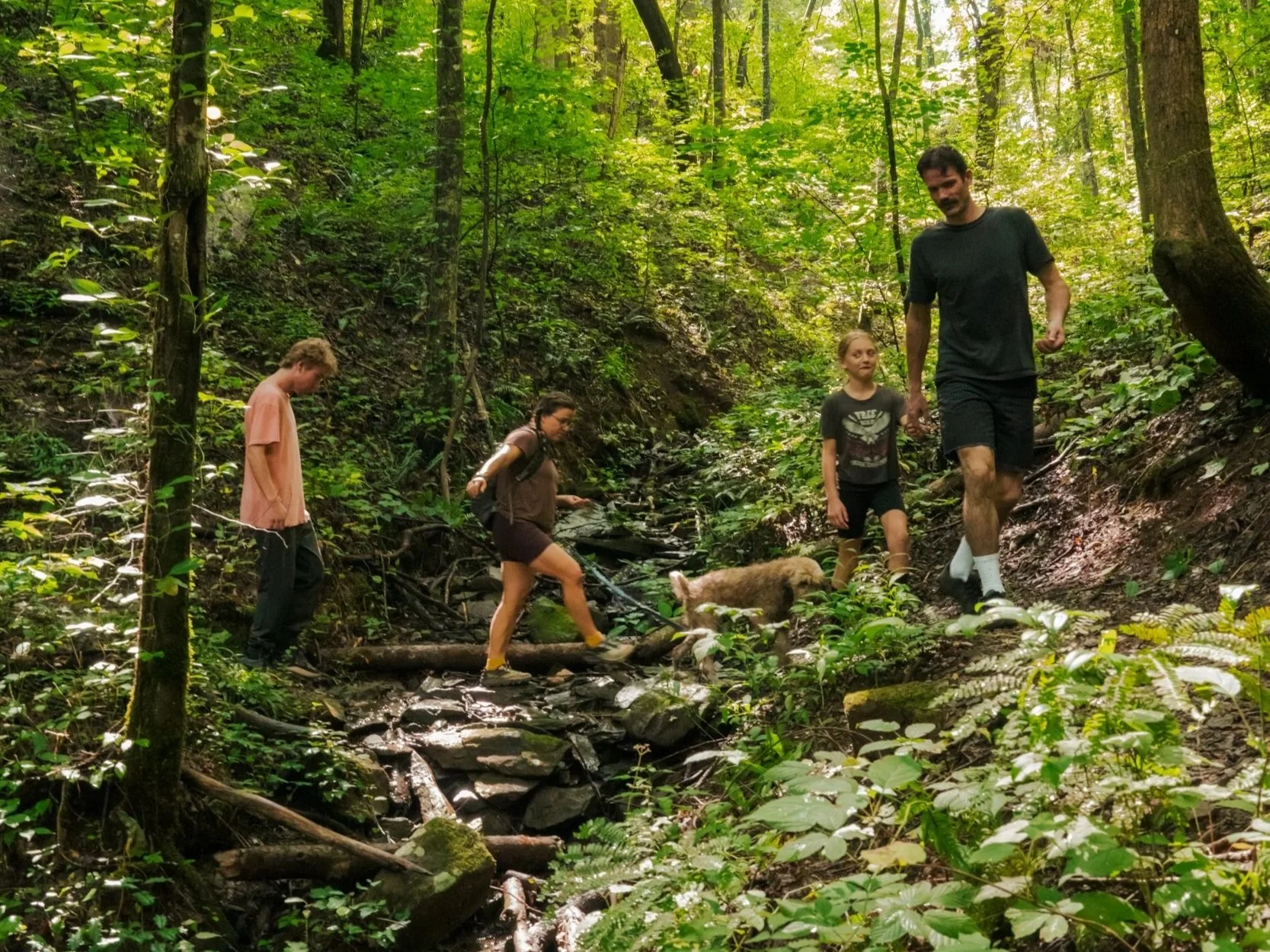 MulberryGap_FamilyHike-07.jpg