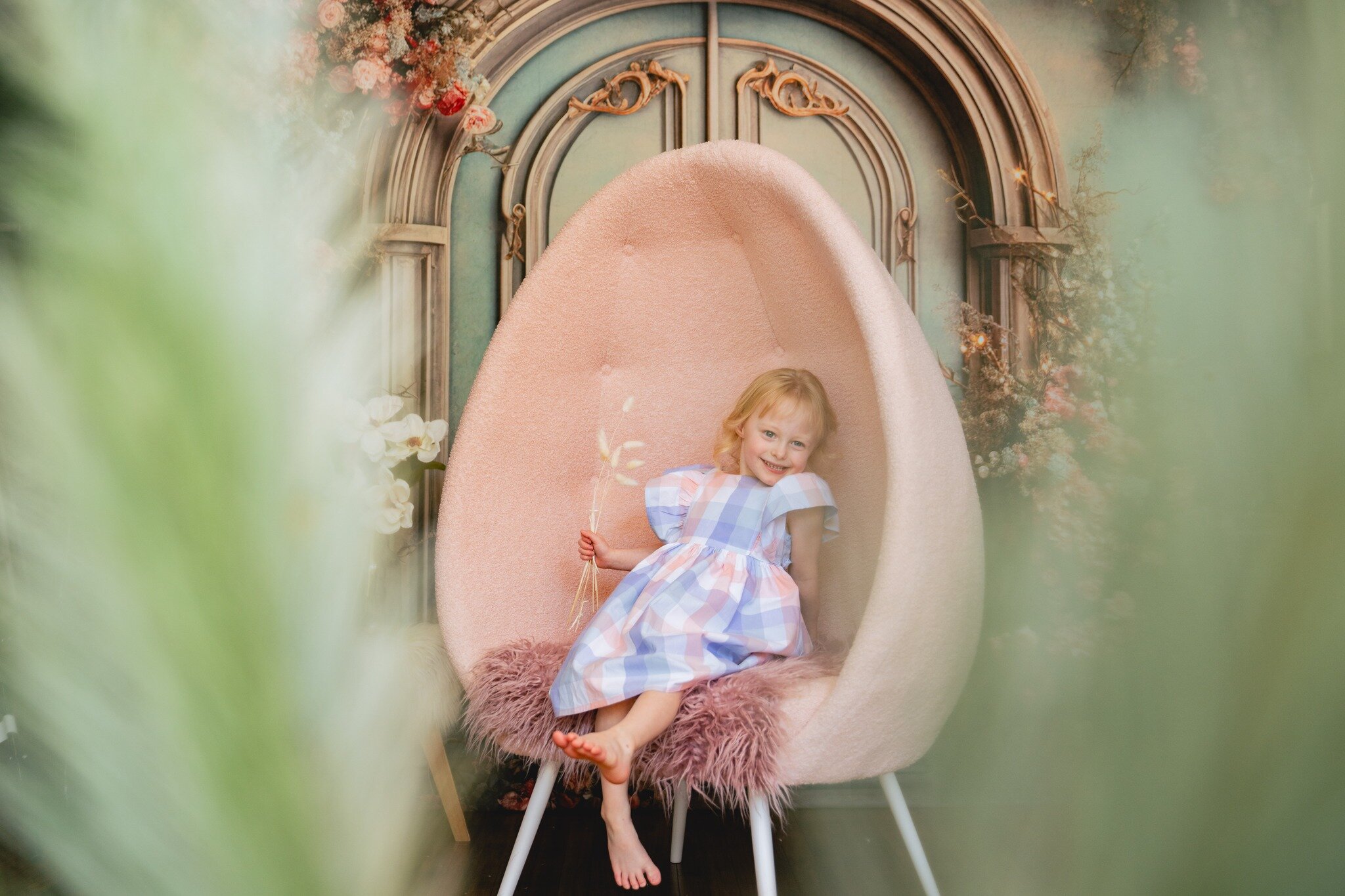 I have TWO open spots for Easter sessions this coming Saturday! 10:30 &amp; 11, sessions are $175, 20 minutes,  include 10 final images and of course some Easter treats to take home. Sets include the one shown here, the Easter set from the Bunny phot