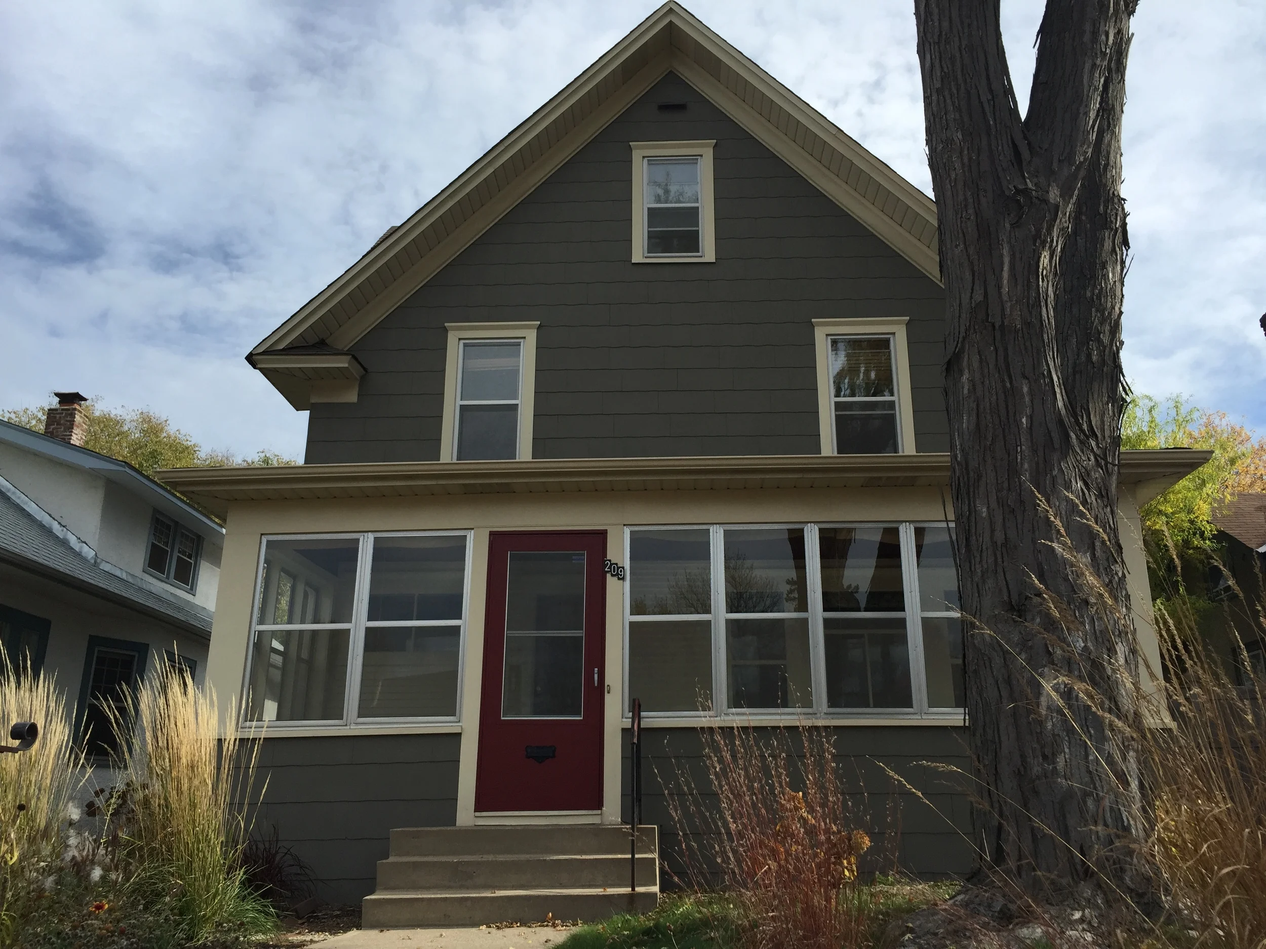 209 Penn Avenue South