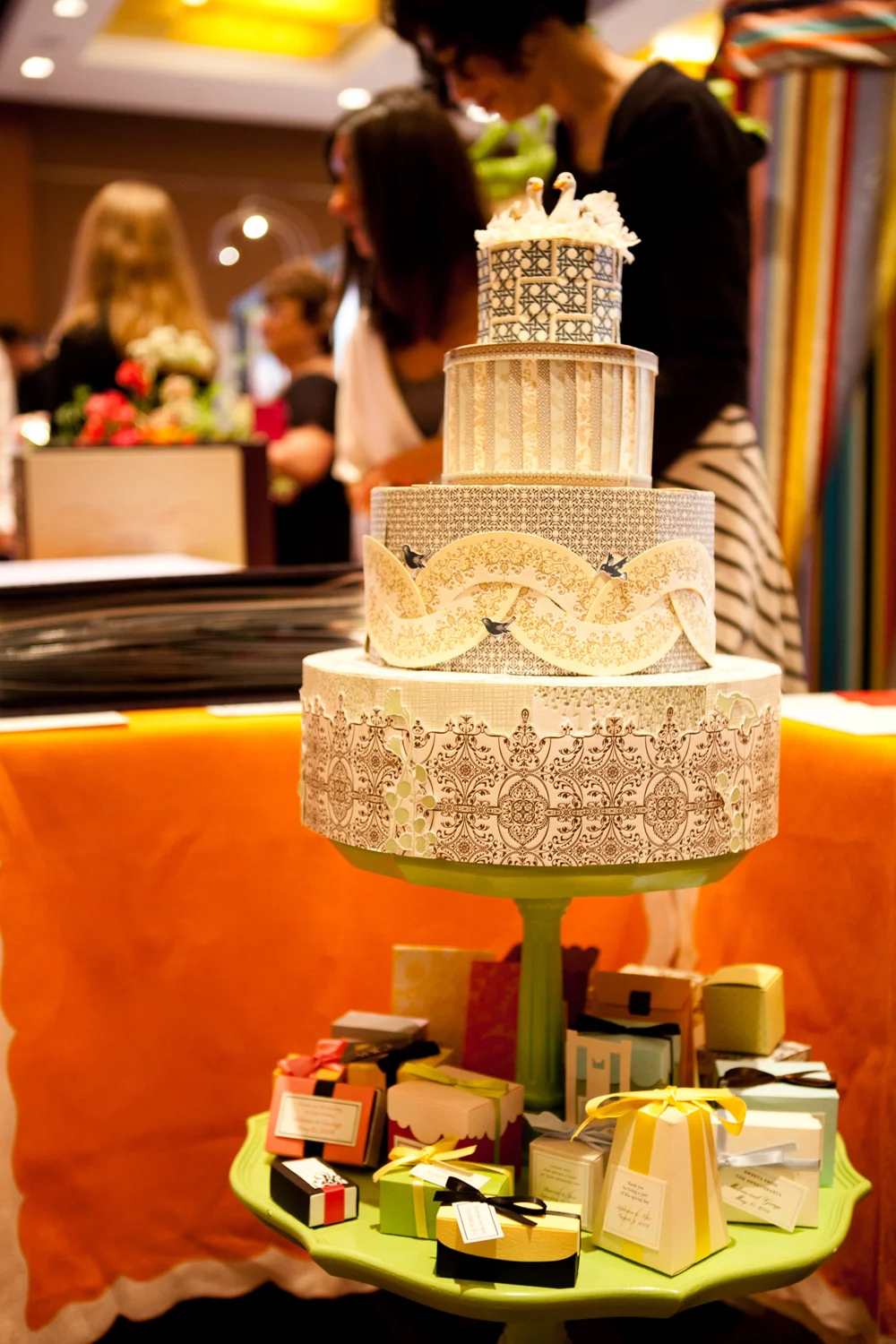 Wedding cake, bridal shows